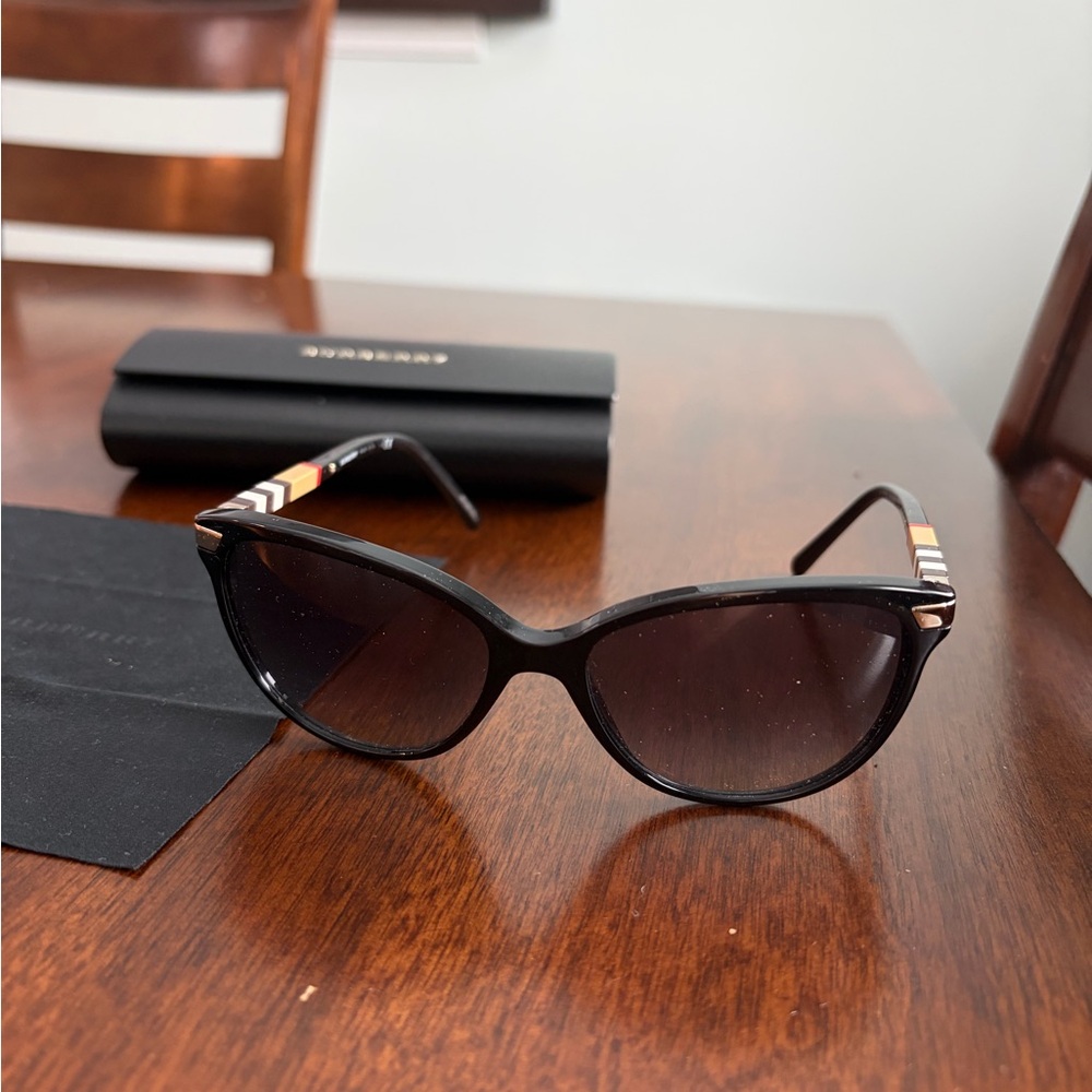 Authentic Burberry Cat-Eye Sunglasses - Like New!